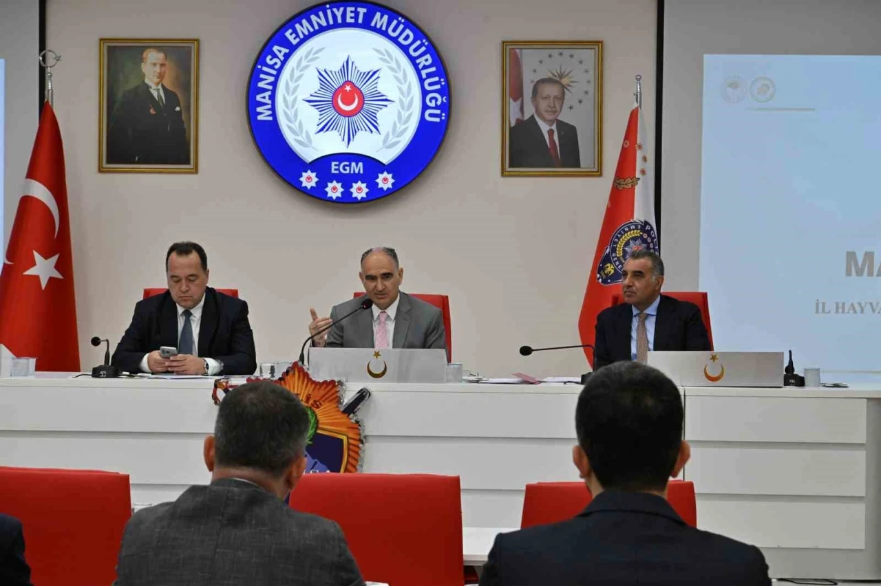 Manisa’da sahipsiz hayvanlar için etkin tedbirler masaya yatırıldı
