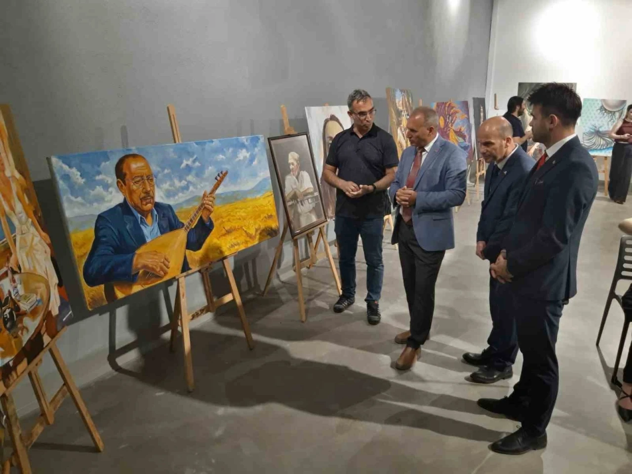 Manisa Güzel Sanatlar Lisesi’nden müzede yıl sonu resim sergisi
