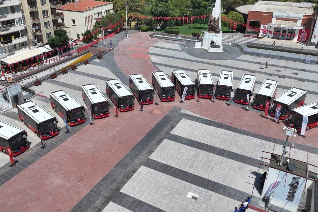 Manisa ulaşım filosuna 14 yeni ara&ccedil;
