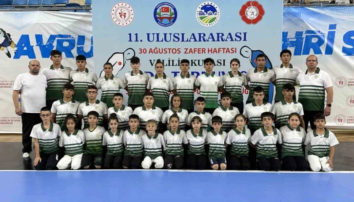 Manisalı judocular, Sakarya’da 18 madalya kazandı
