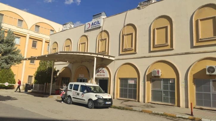 Mardin&rsquo;de aileler arasında &ccedil;ıkan silahlı kavgada 1 kişi &ouml;ld&uuml;
