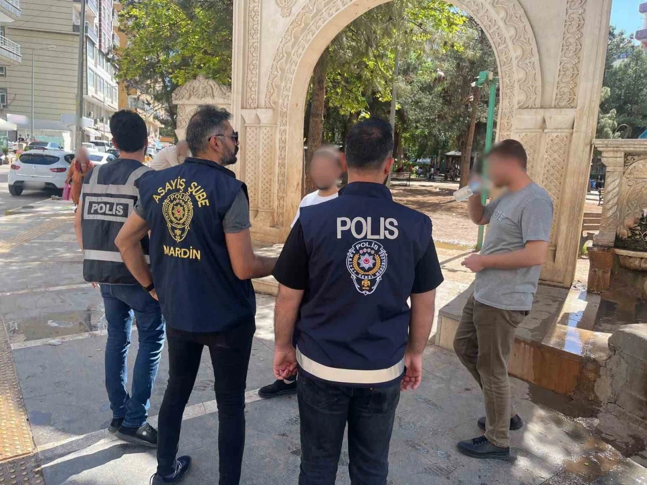 Mardin’de asayiş uygulamasında firari şahıs yakalandı
