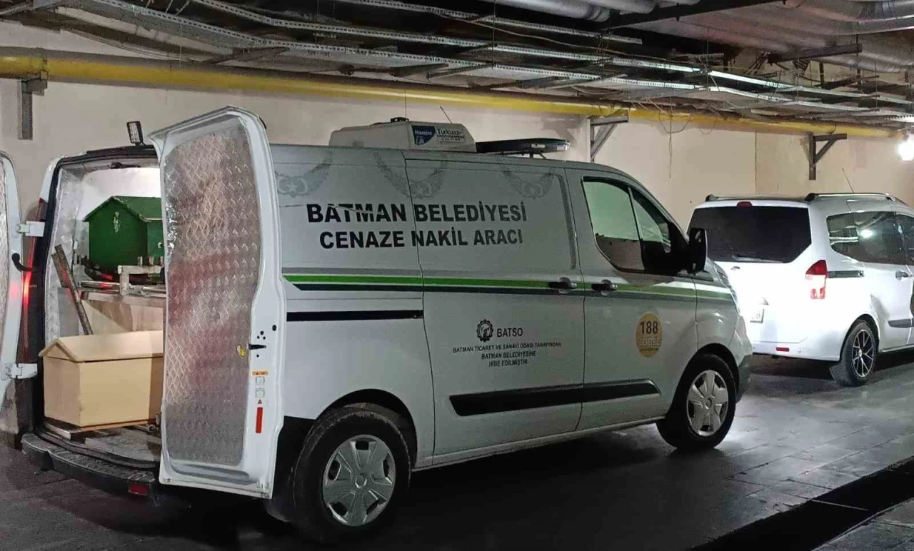 Mardin&rsquo;de boğazına şeker ka&ccedil;an 2 yaşındaki &ccedil;ocuk, Batman&rsquo;da hayatını kaybetti
