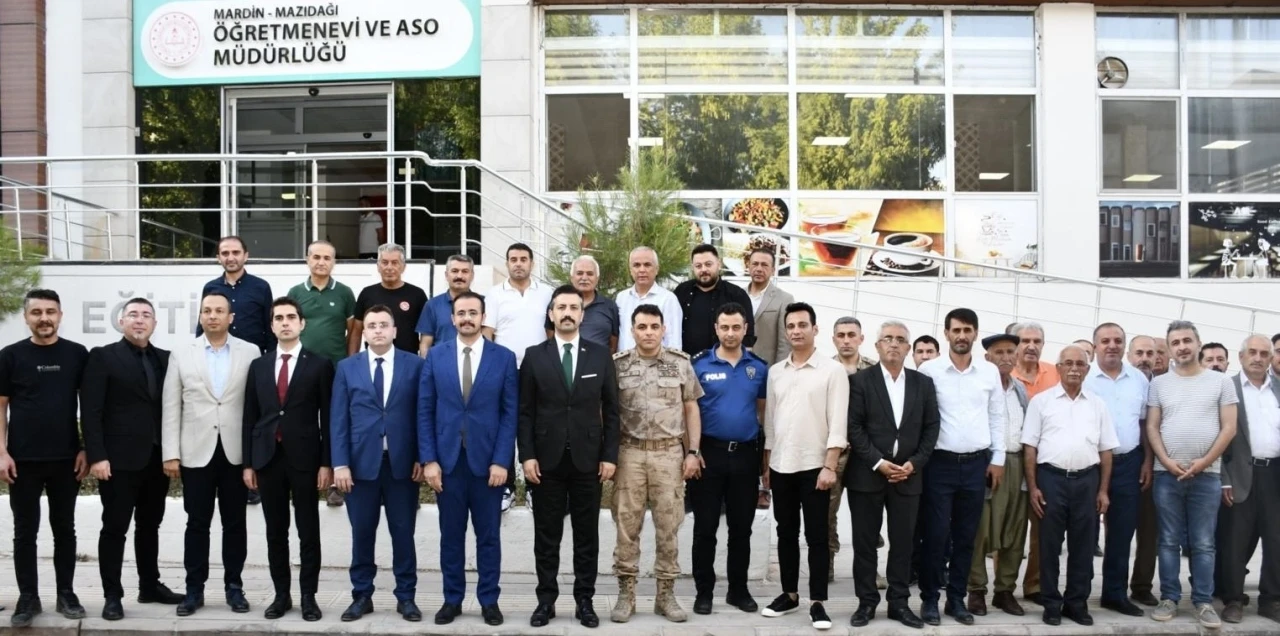Mardin’de görev süreleri sona eren kurum amirlerine veda yemeği
