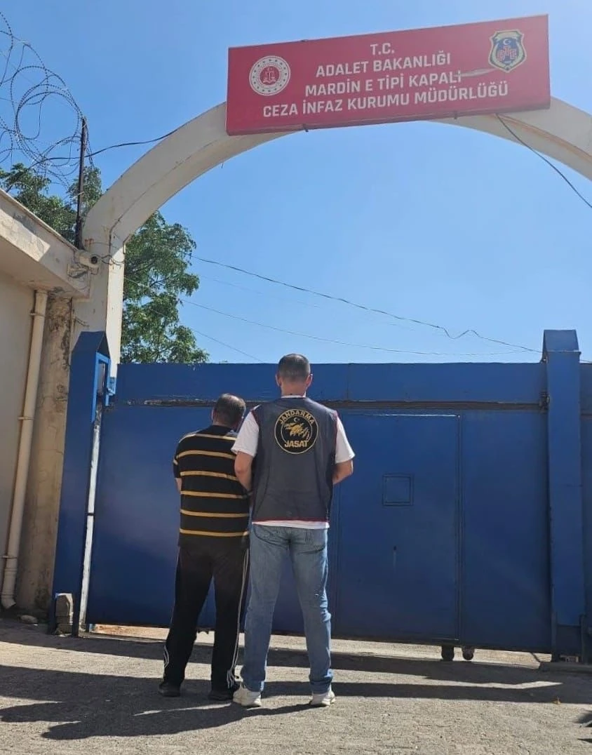 Mardin’de hakkında kesinleşmiş hapis cezası bulunan 3 şahıs yakalandı
