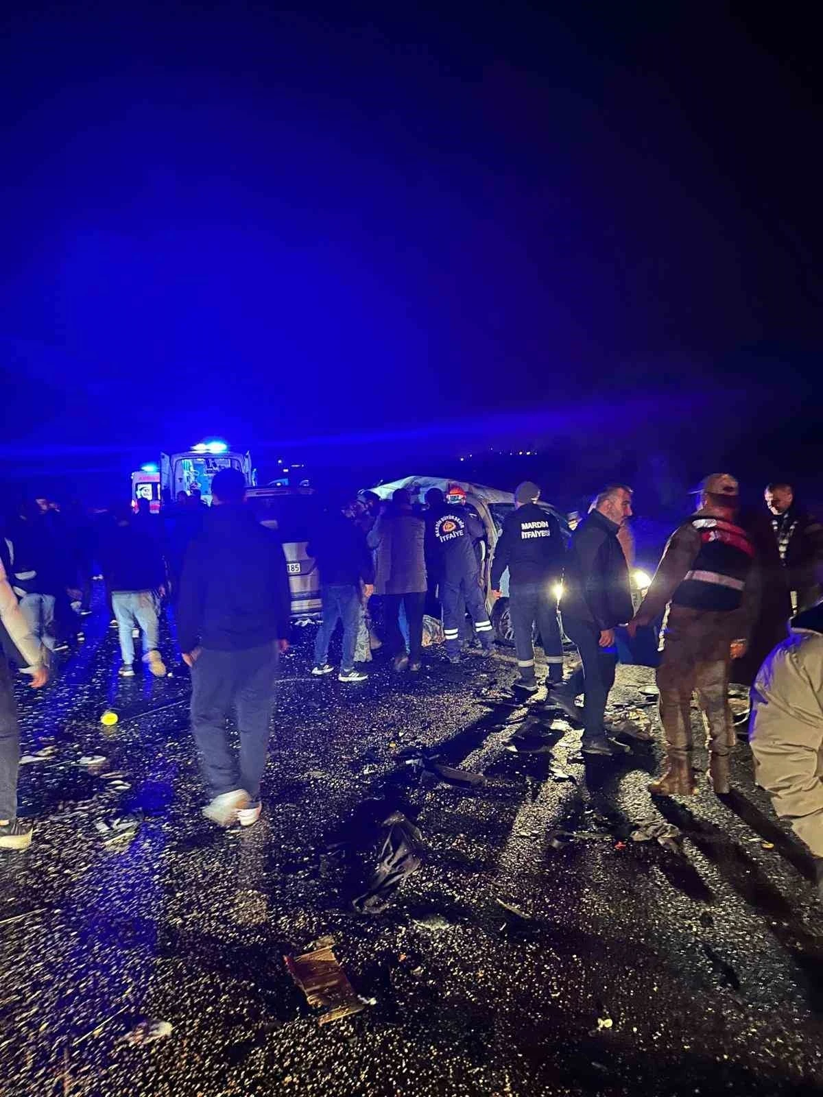 Mardin’de zincirleme kaza: 3 ölü, 6 yaralı
