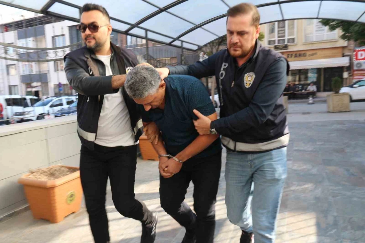 Markette çocuğunu tekmeleyen baba: &quot;Ani sinir patlamasıyla vurdum, pişmanım&quot;
