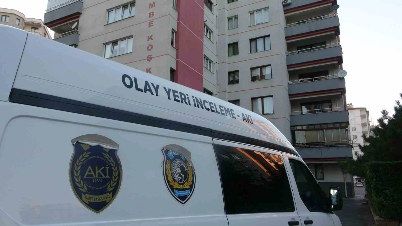 Marketten döndüğünde eşini ölü buldu
