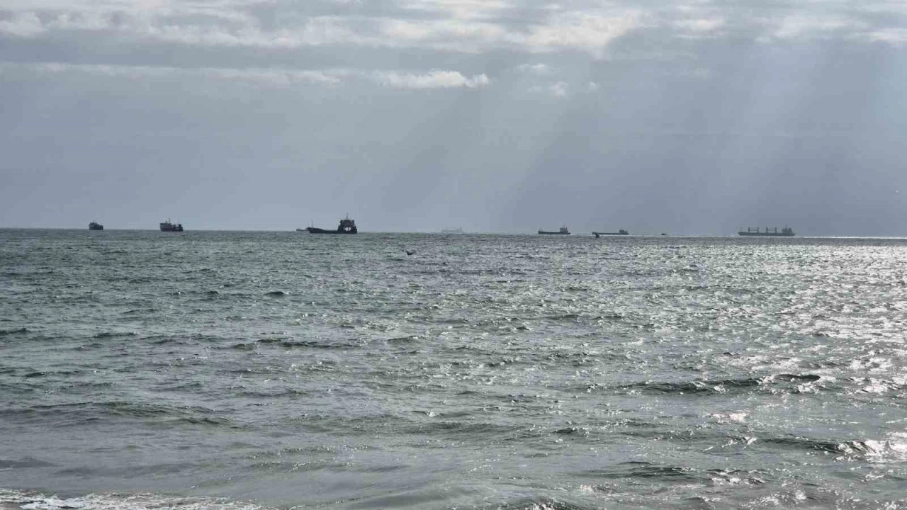 Marmara’da deniz ulaşımına Poyraz engeli
