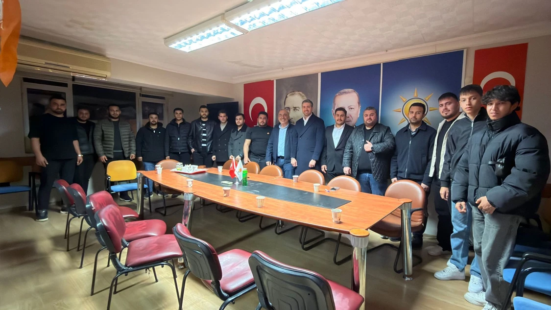 Marmaris AK Parti&rsquo;de Gen&ccedil;lik R&uuml;zgarı