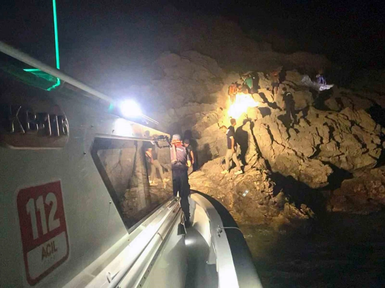 Marmaris'te 14 Düzensiz Göçmen Kurtarıldı