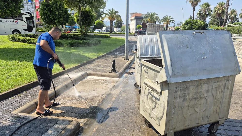 Marmaris Belediyesi'nden Hijyen Atağı