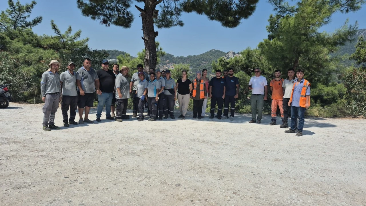 Marmaris Çevre Temizliğinde Beklenmeyen Manzara
