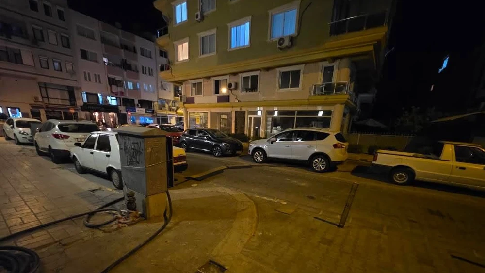 Marmaris'te Altyapı &Ccedil;alışmasında &Ccedil;ocuk Yaralandı