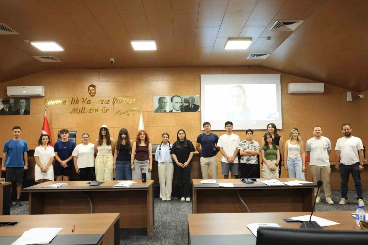Marmaris&rsquo;te Gen&ccedil; İklim El&ccedil;ileri programı başladı
