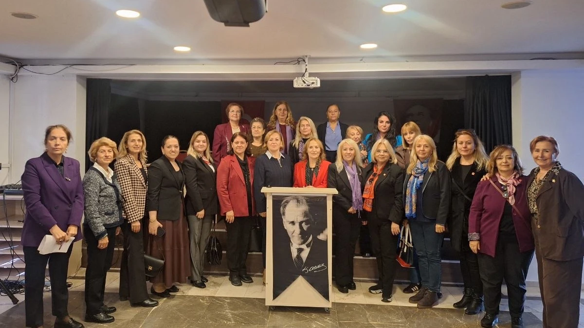 Marmaris’te Kadınların Seçme Hakkı İçin Anlamlı Buluşma