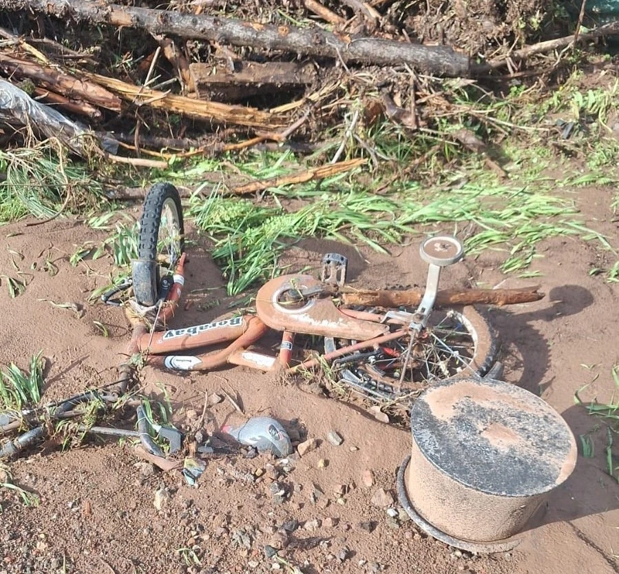 Marmaris&rsquo;te sağanak yağışın izleri g&uuml;n ağarınca ortaya &ccedil;ıktı

