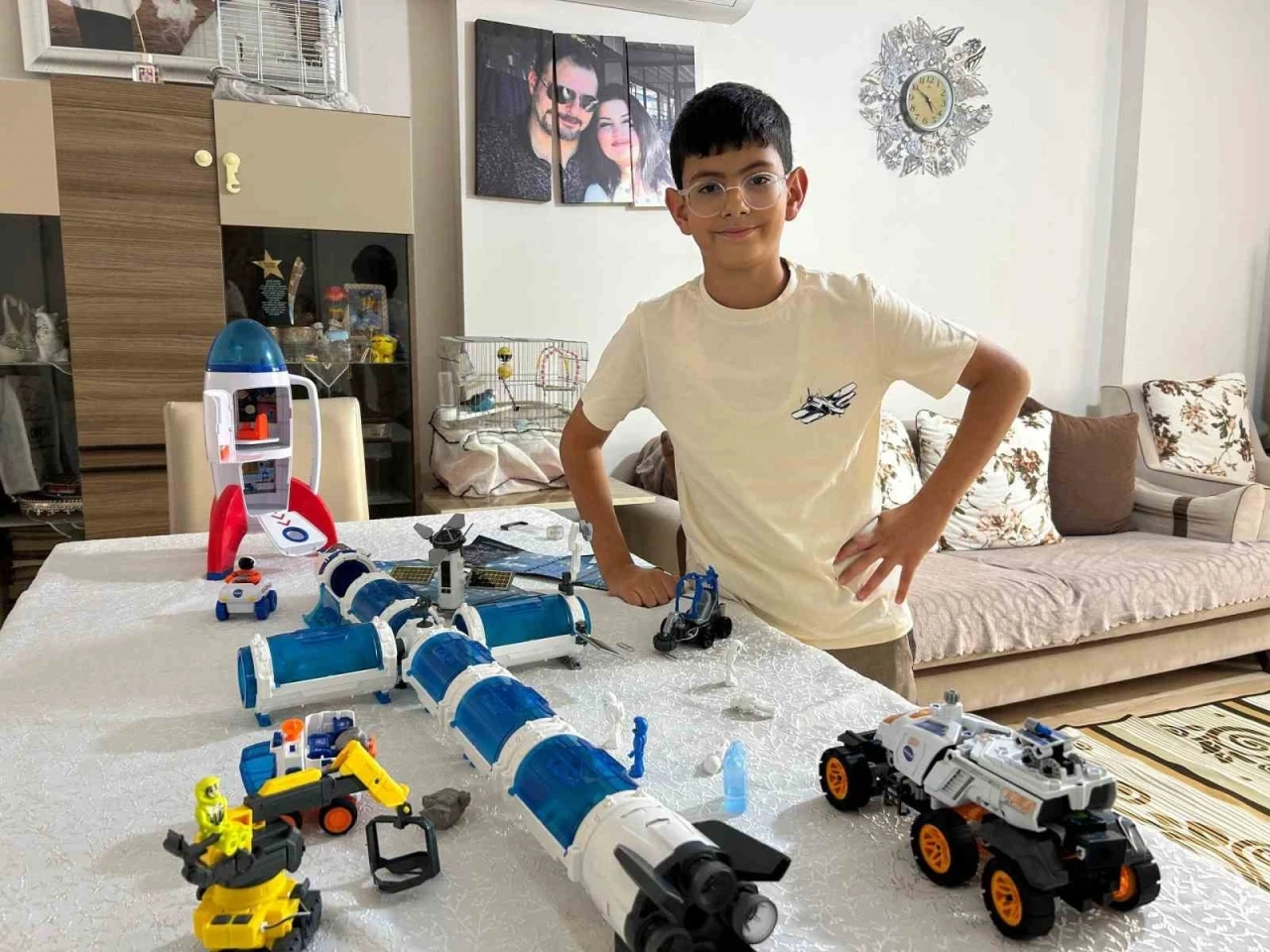 Mars’ı yaşanabilir hale getirmek için proje geliştiren 11 yaşındaki dahi Türk’e, ABD üniversitesinden eğitim daveti
