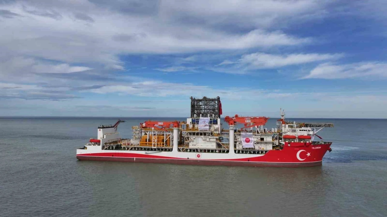 Mavi Vatan&rsquo;ın yeni neferi Yıldırım havadan g&ouml;r&uuml;nt&uuml;lendi
