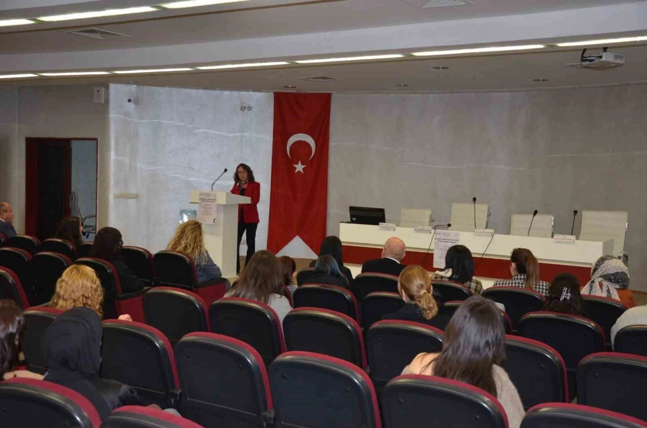 MCBÜ’de Dünya İnsan Hakları Günü paneli
