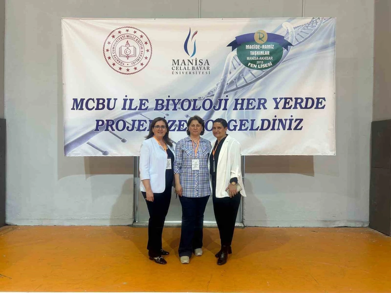 MCBÜ’den lise öğrencilerine bilim şöleni
