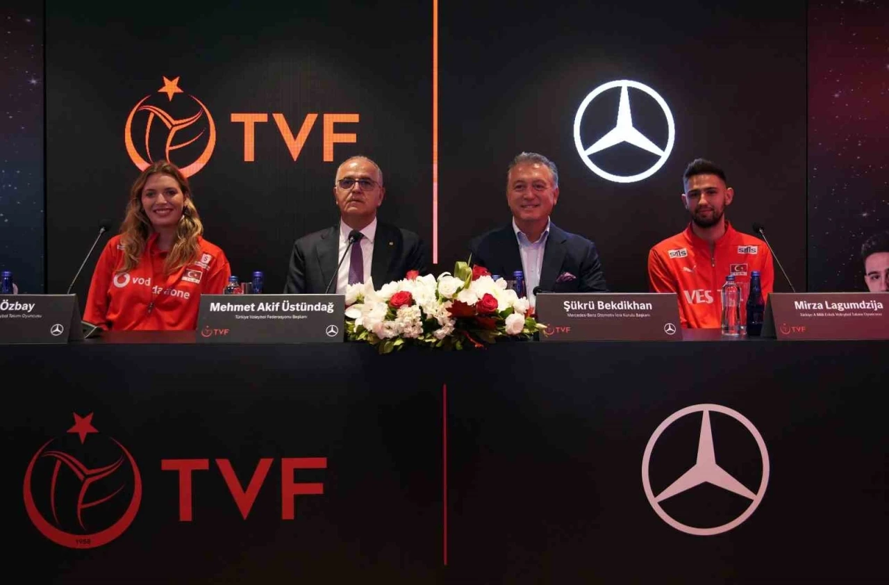 Mehmet Akif Üstündağ: &quot;2026 Kadınlar Avrupa Şampiyonası, Sinan Erdem’de oynanacak&quot;
