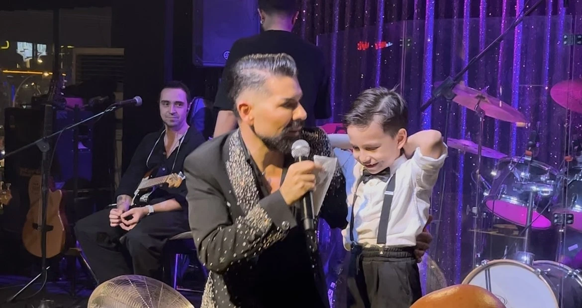 Mehmet Çevik Bursa’da sahneyi yıktı geçti: &quot;Benim sahnemde cadılara yer yok&quot;
