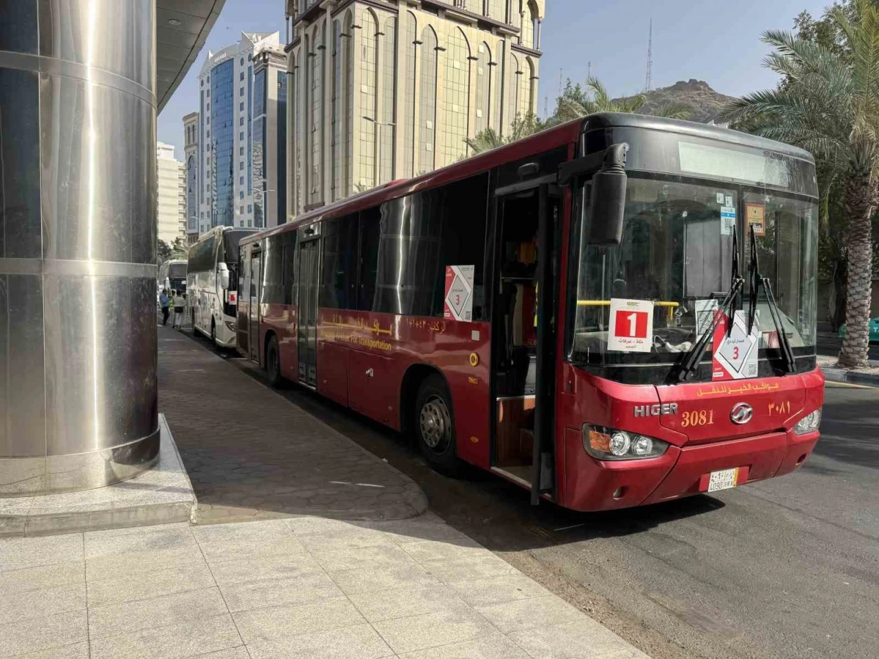 Mekke-i Mükerreme’den Arafat’a intikaller başladı

