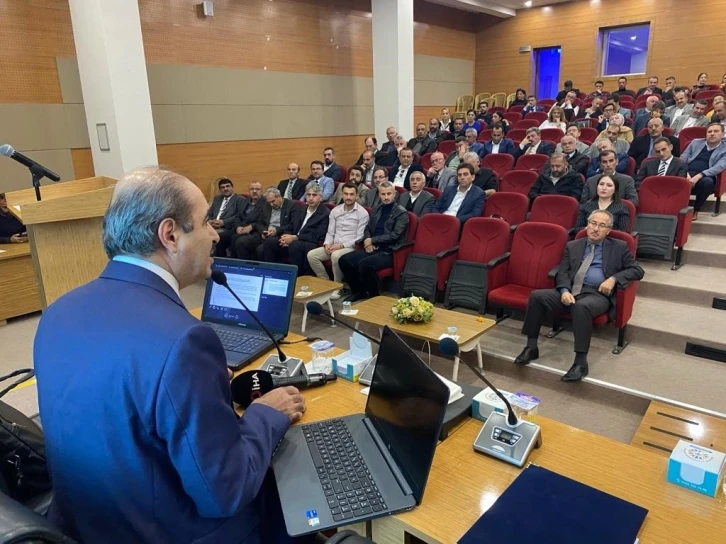 Melikgazi İl&ccedil;e Milli Eğitim M&uuml;d&uuml;r&uuml; Hacı Kaya: "Kadınlar &uuml;lkemiz i&ccedil;in &ccedil;ok &ouml;nemli"
