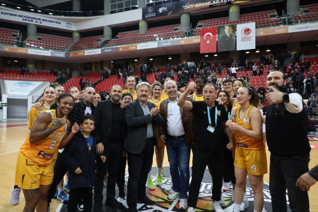Melikgazi Kayseri ligden &ccedil;ekilmeyecek

