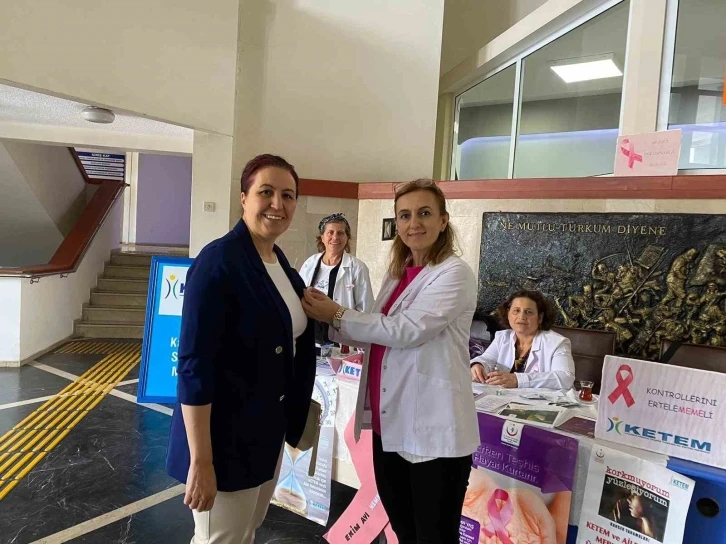 Meme Kanseri farkındalık standı a&ccedil;ıldı
