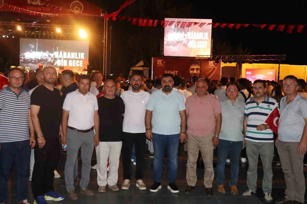 Memur Sen 15 Temmuz nöbetinde
