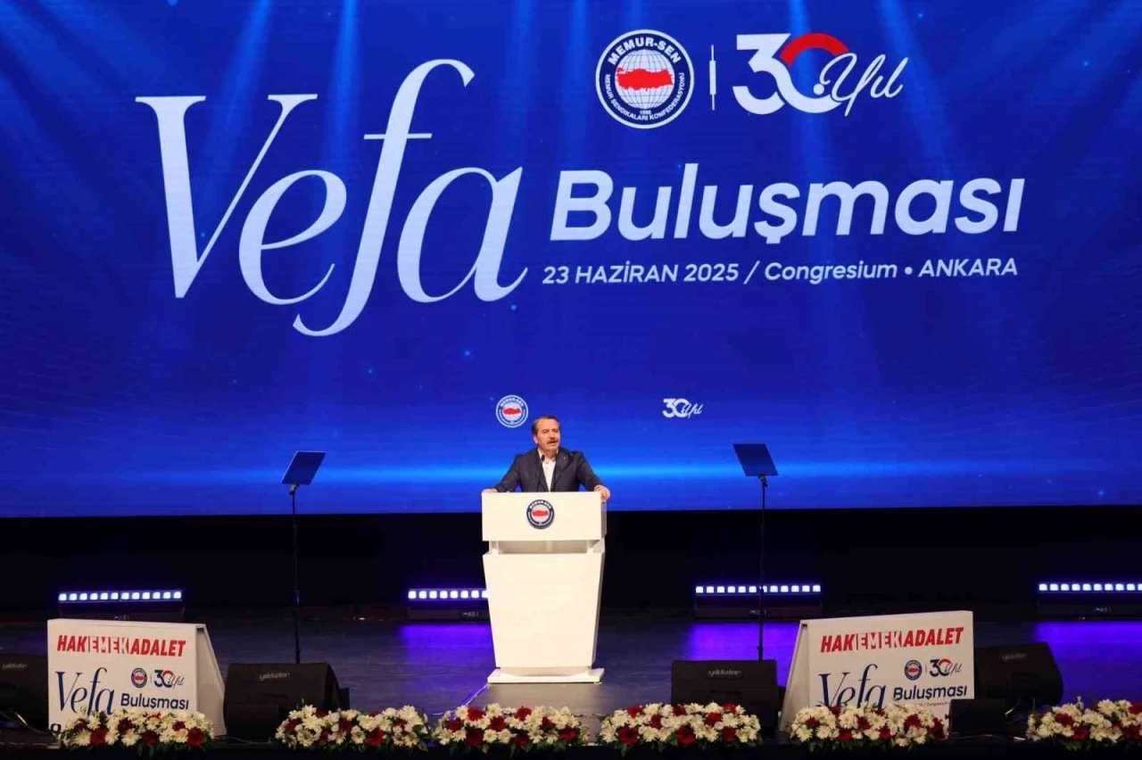 Memur-Sen Başkanı Yalçın: &quot;Kamu görevlileri için ise yeni bir sendikal yasaya ihtiyaç var&quot;
