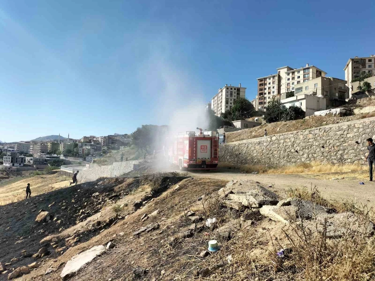 Menemen yapmak isteyen çocuklar yangına neden oldu
