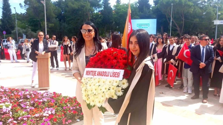 Menteşe Anadolu Lisesi ilk mezunlarını verdi
