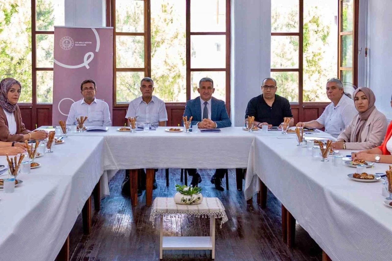MENTEŞE'DE HAYAT BOYU ÖĞRENME TOPLANTISI YAPILDI