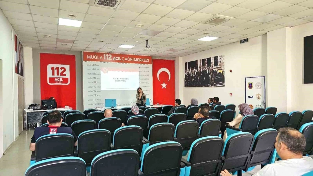 Menteşe Sosyal Hizmet Merkezi’nden 112 personeline eğitim
