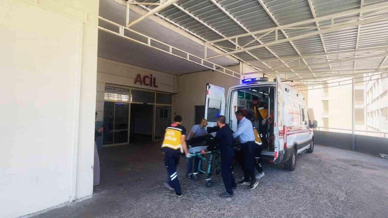 Mercimek hasadında &ccedil;alışan iş&ccedil;iler gıda zehirlenmesi ş&uuml;phesiyle hastanelik oldu
