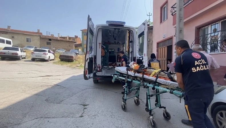 Merdivenden düşen çocuk yaralandı
