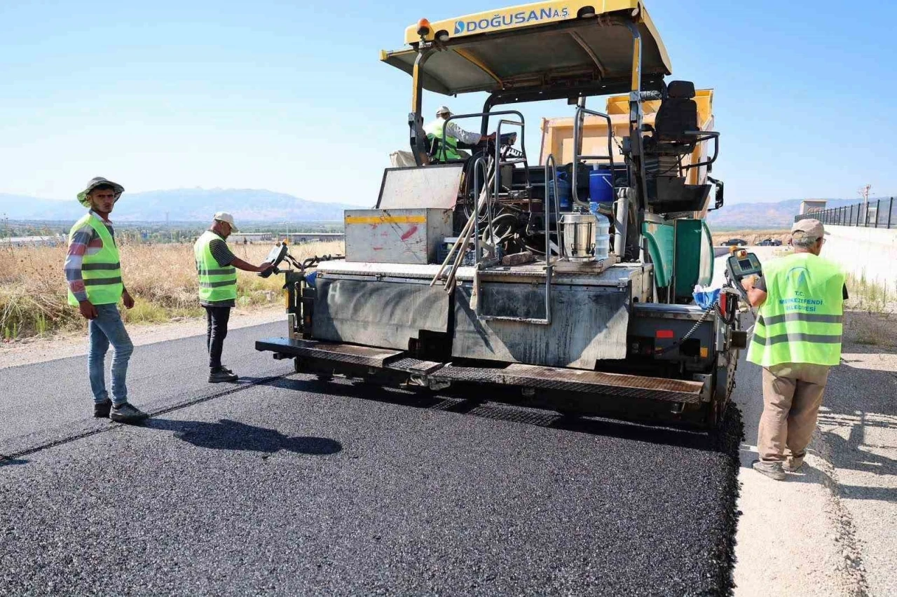 Merkezefendi&rsquo;de 68 milyon TL&rsquo;lik yol ve kavşak yatırımı başladı
