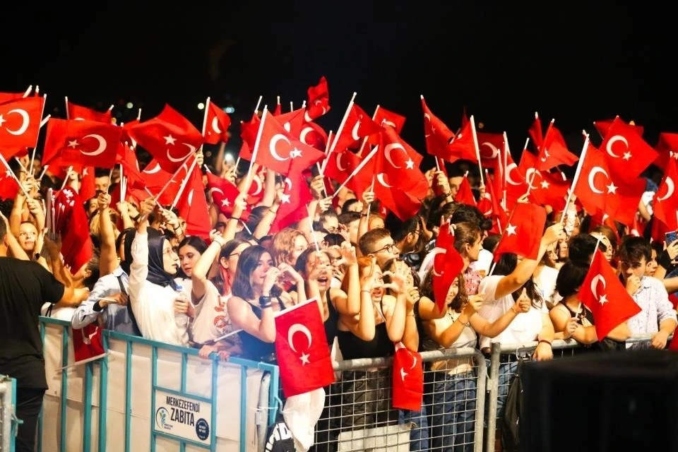 Merkezefendi’de gençler 19 Mayıs coşkusunu Necati ve Saykolar ile yaşayacak
