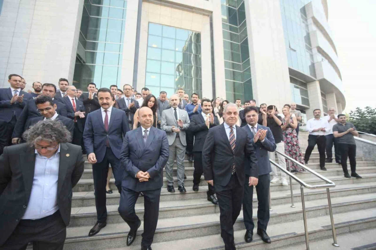 Mersin Cumhuriyet Başsavcısı Ahmet &Ccedil;elikkol Adana&rsquo;ya uğurlandı
