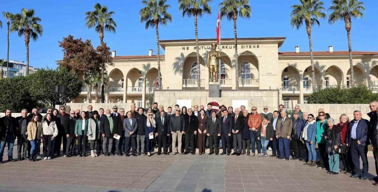 Mersin&rsquo;de 10 Ocak &Ccedil;alışan Gazeteciler G&uuml;n&uuml; kutlandı
