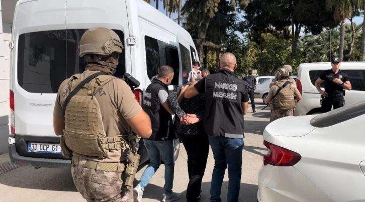 Mersin&rsquo;de 610 kilogram kokain ele ge&ccedil;irilmesi olayında 3 tutuklama
