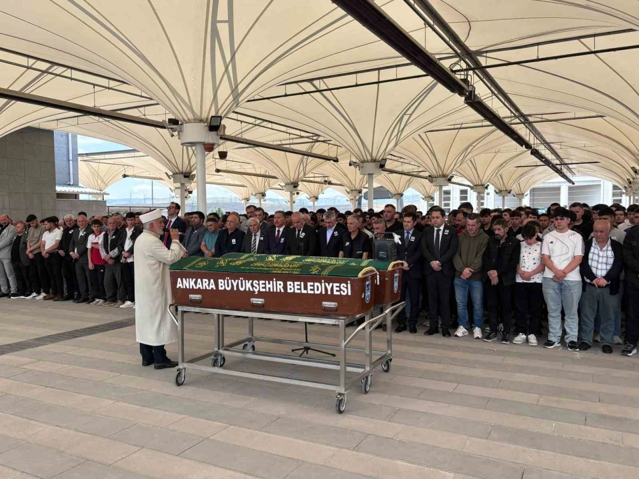 Mersin’de boğularak hayatını kaybeden Mehmet Erdem Akdeniz Ankara’da toprağa verildi
