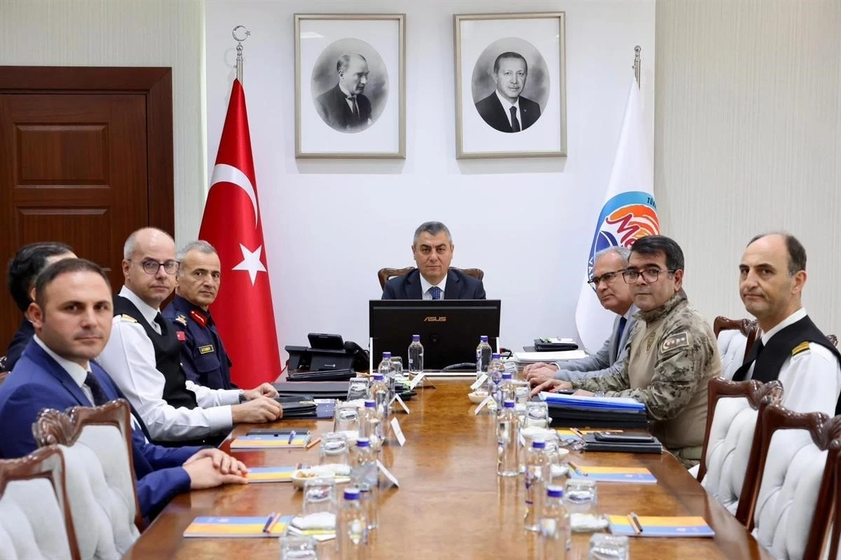 Mersin’de Güvenlik ve Asayiş Değerlendirme Toplantısı yapıldı
