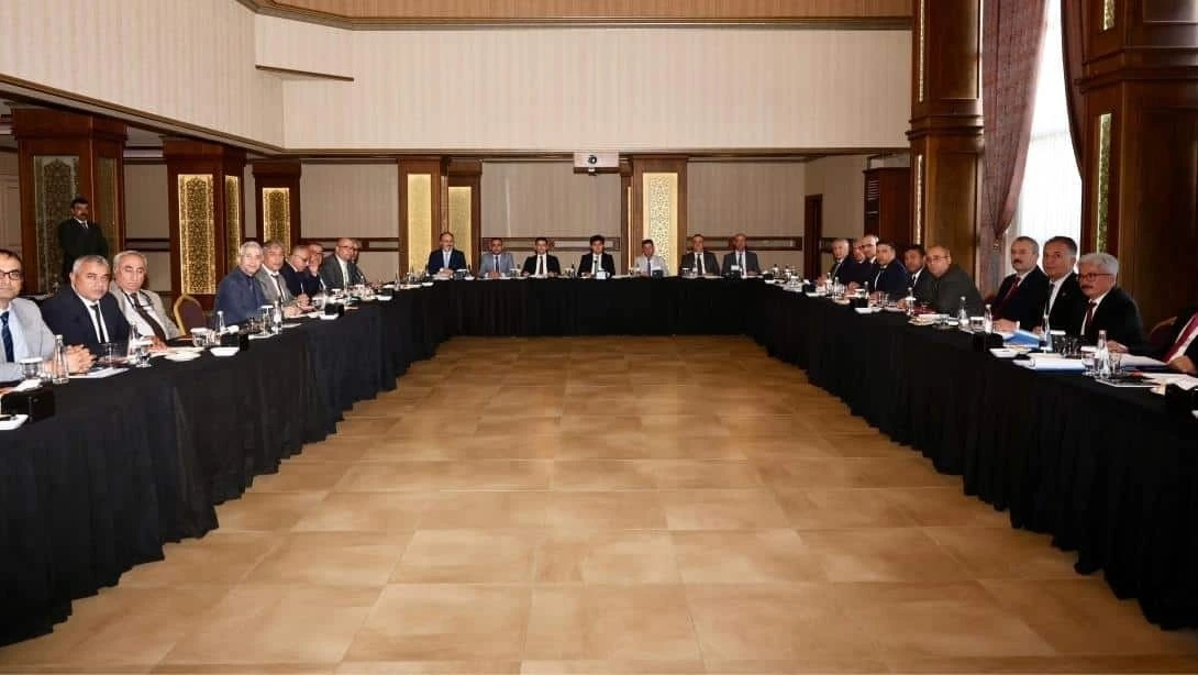 Mersin’de İlçe Milli Eğitim Müdürleri Kurulu Toplantısı yapıldı
