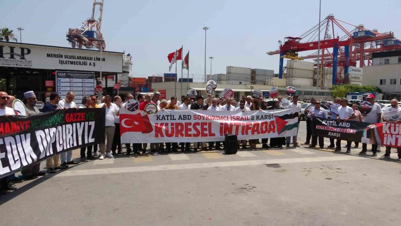 Mersin’de, İsrail’in ’Madleen’ gemisine müdahalesi protesto edildi
