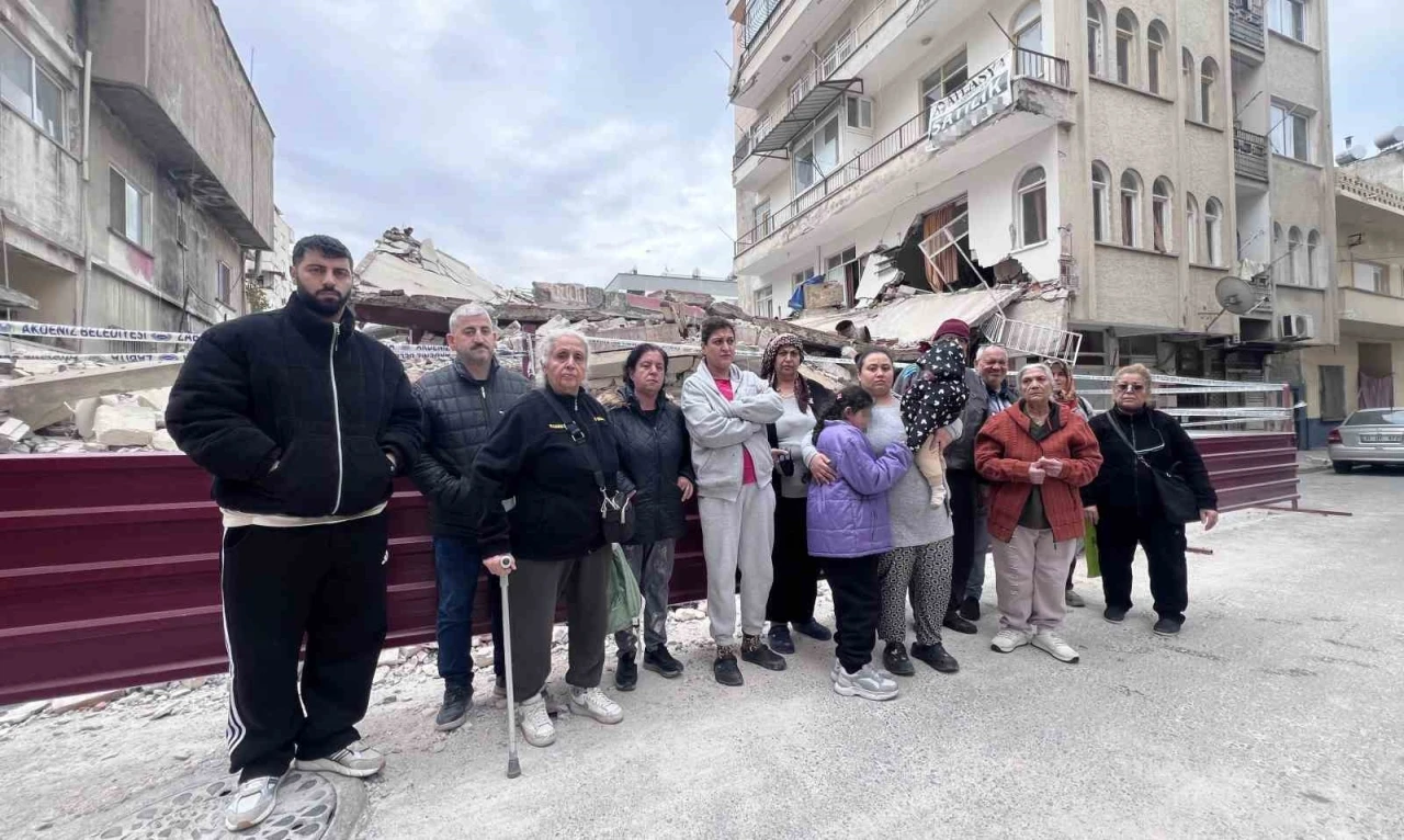 Mersin&rsquo;de kontrolden &ccedil;ıkan yıkım sonrası mağduriyet
