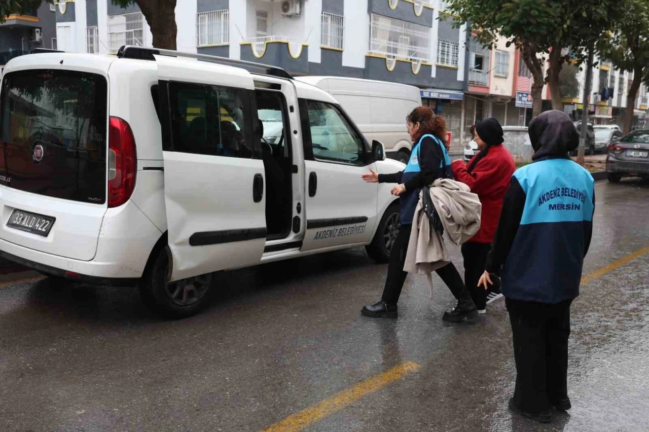 Mersin&rsquo;de onkoloji hastaları ulaşım sorunu yaşamıyor
